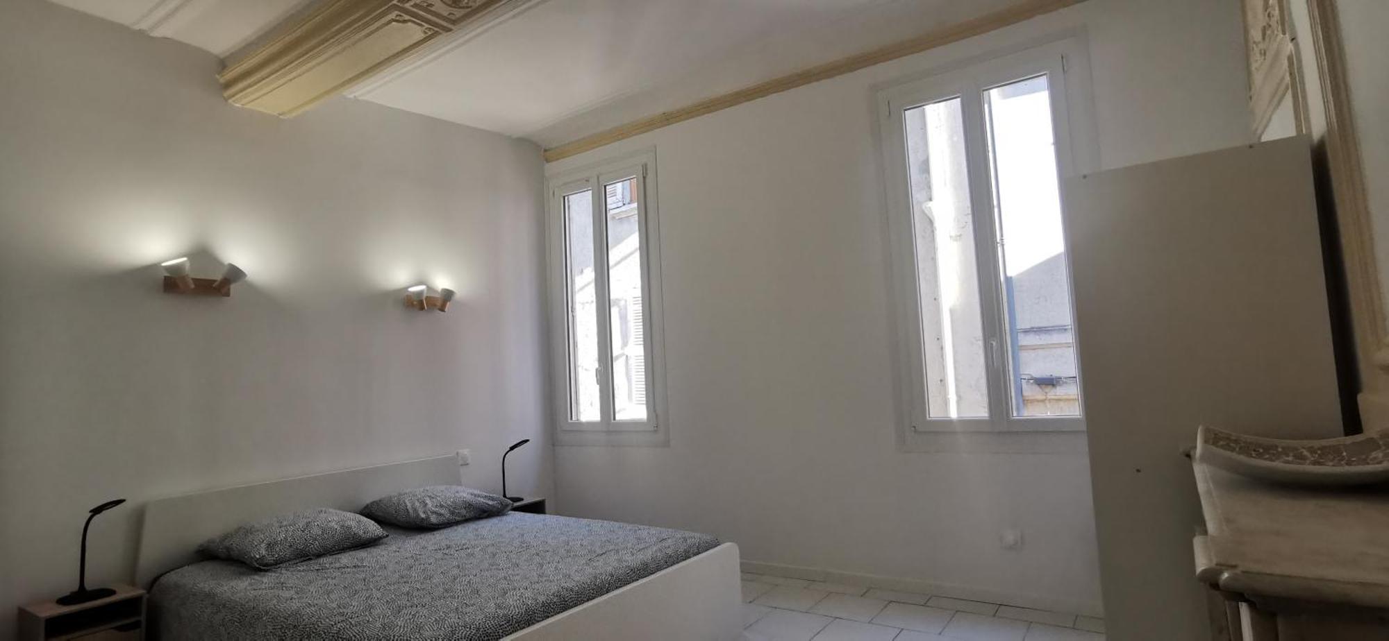 Appartements Et Studio Renoves En 2022, Intra Muros Aviñón Exterior foto
